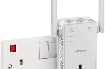 NETGEAR 11AC 1200 Mbps Dual Band Gigabit 802.11ac (300 Mbps + 900 Mbps) Wi-Fi Range Extender with External Antennas, UK Plug and Extra Power Outlet (Wi-Fi Booster) (EX6130-100UKS)